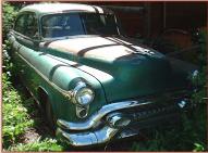 1953 Oldsmobile Ninety-Eight 98 Four Door Sedan Green For Sale $3,000 right front view