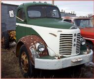 1957 Reo Gold Comet 2 Ton Semi Tractor Truck For Sale $4,000 right front view