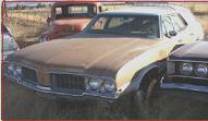 1970 Oldsmobile Vista Cruiser Station Wagon left front view