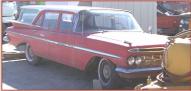 1959 Chevrolet Bel Air Parkwood 6 passenger Station Wagon right front view