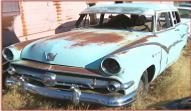 1954 Ford Customline 4 Door V-8 Station Wagon left front view