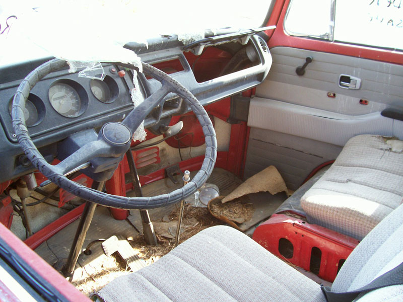 1968-72 Volkswagen Bay-window transporter kombi station wagon