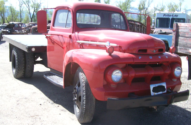 1952 Ford 1 1/2 Ton F-5 Flatbed V-8 Farm Truck For Sale