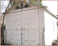 1912 Rusk Auto House 12' X 18' Prefabricated Car Garage For Sale left front view